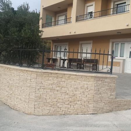 Appartement Ferdo 2 à Makarska Extérieur photo