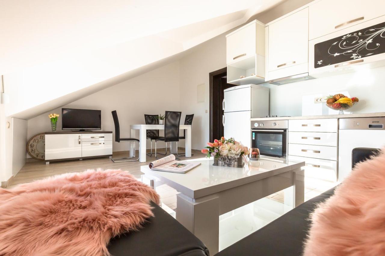 Appartement Ferdo 2 à Makarska Extérieur photo