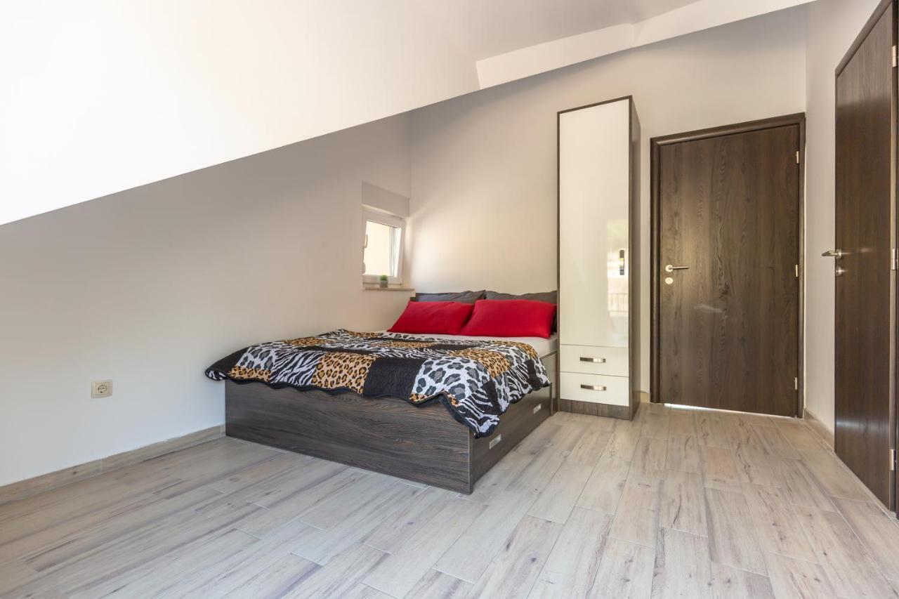 Appartement Ferdo 2 à Makarska Extérieur photo